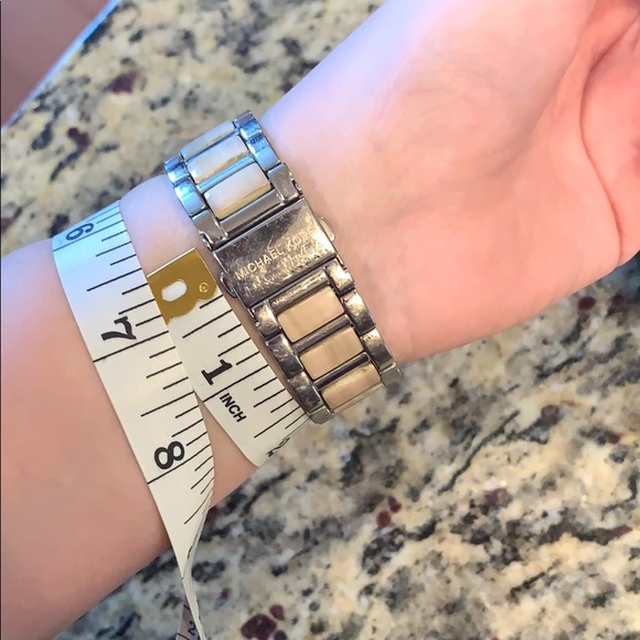 Michael Kors watch - Picture 5 of 6